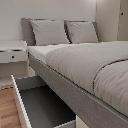 Lisbon South Bay Rooms Almada Exterior foto
